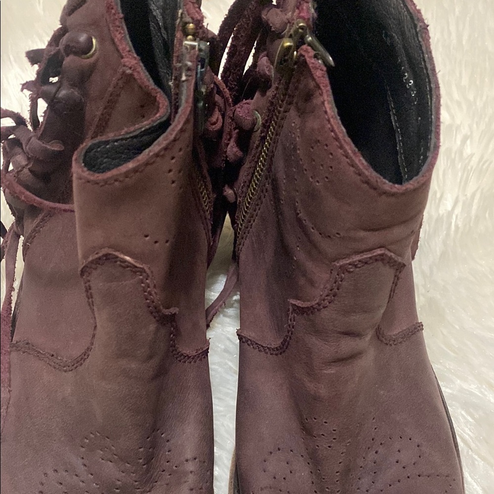 LIBERTY Black Purple Ankle Boots with Stylish Fringe - Picture 5 of 10